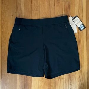 Calla mid-rise athleisure short